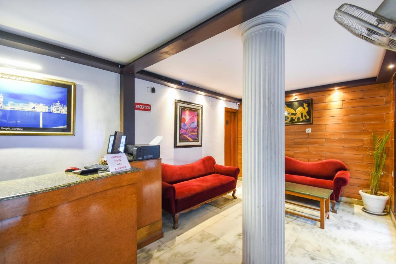 Hotel Oyo V International Amritsar Exterior foto