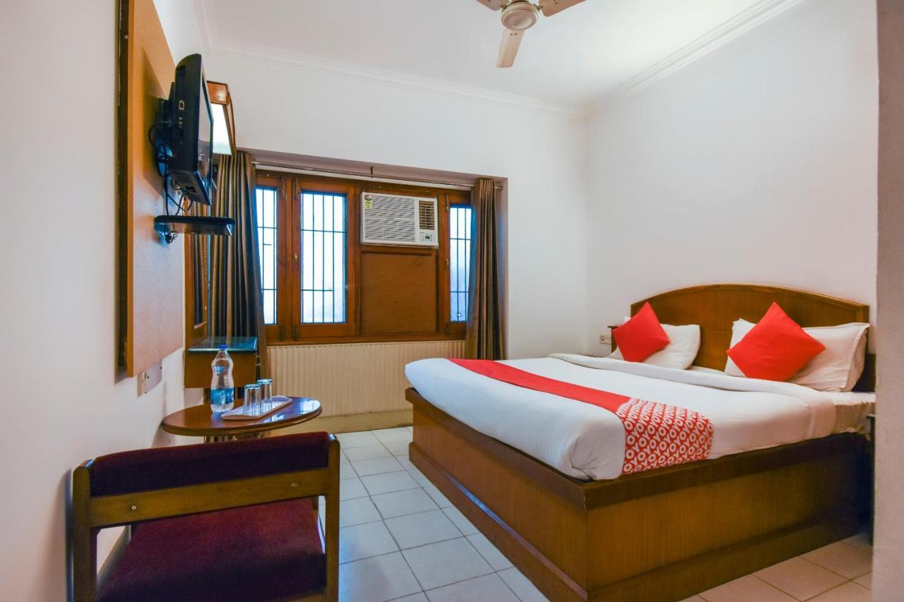 Hotel Oyo V International Amritsar Exterior foto